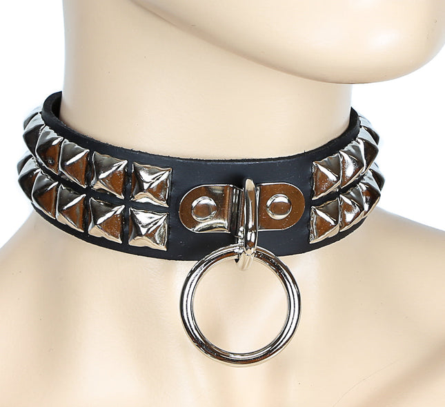 FC106 STUDDED BONDAGE COLLAR