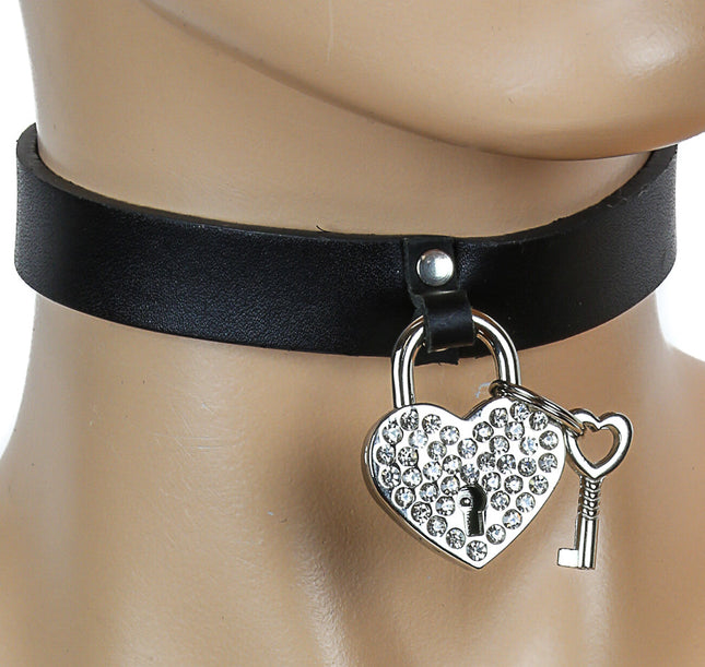 FC141HT ASSORTED HEART LOCK LEATHER CHOKER WITH LEATHER HOLDER