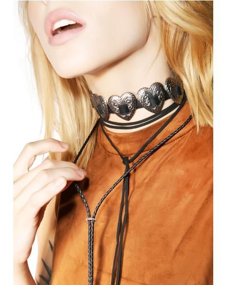 FC158HEART   HEART  CONCHO NECKLACE