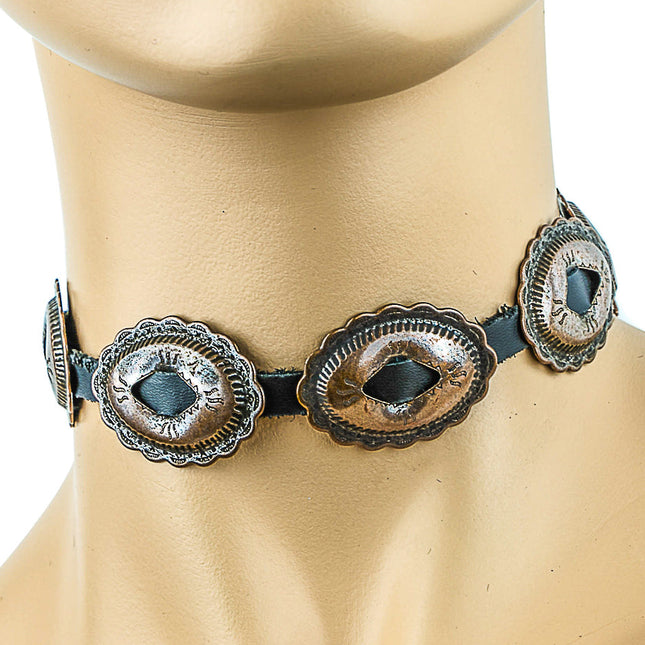 FC158 OVAL CONCHO NECKLACE