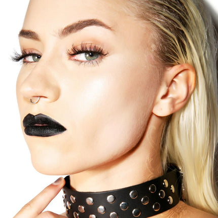 FC172  THREE ROW NAILHEAD CHOKER