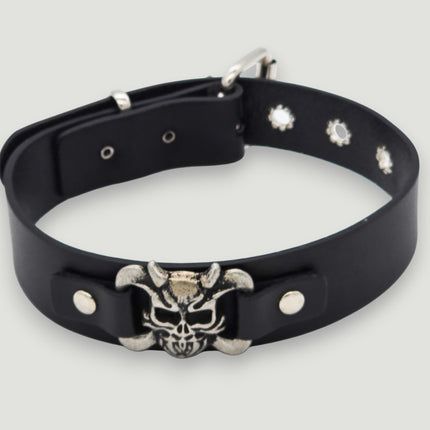 FC186  SKULL/ DEVIL  CROSBONE LEATHER COLLAR