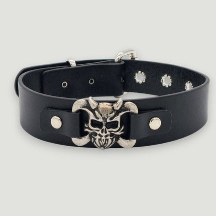 FC186  SKULL/ DEVIL  CROSBONE LEATHER COLLAR