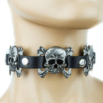 FC188SKULL  SKULL CROSBONE LEATHER COLLAR