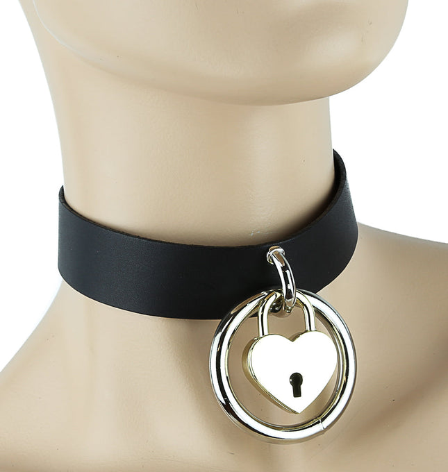 FC214HT HANGING RING AND HEART LOCK LEATHER CHOKER