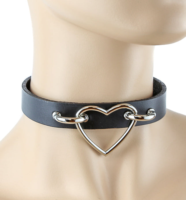 FC215 1 1/8" BLACK LEATHER CHOKER WITH HEART RING
