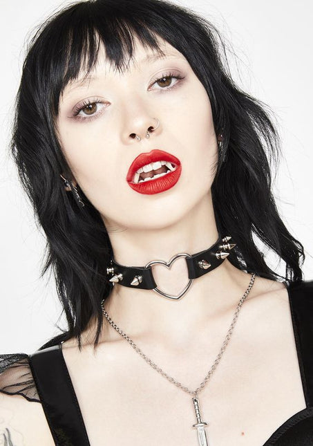 FC223SPIKE  1/2" SPIKE HEART CHOKER