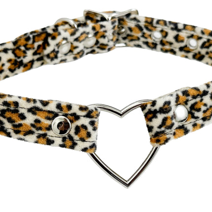 FC223L  FUZZY LEOPARD HEART RING BONDAGDE RING CHOKER