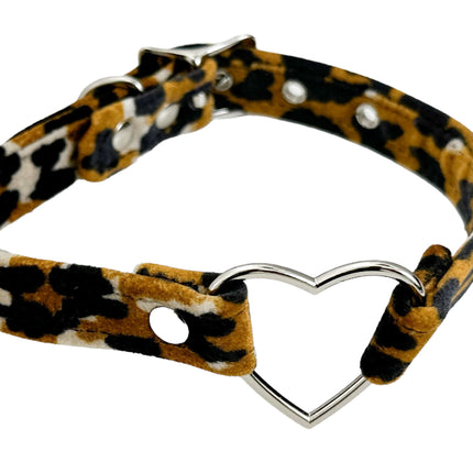 FC223L  FUZZY LEOPARD HEART RING BONDAGDE RING CHOKER