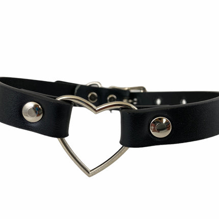 FC223 MIDDLE HEART RING CHOKER