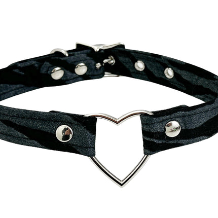 FC223Z CANVAS ZEBRA PRINT ZEBRA HEART RING  CHOKER