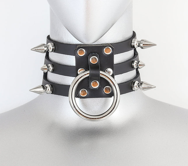 FC531 3 STRAP SPIKE RING CHOKER