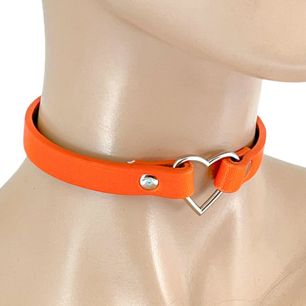 FC224 SMALL HEAR SKINNY VEGAN CHOKER