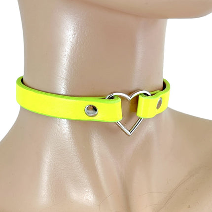 FC224 SMALL HEAR SKINNY VEGAN CHOKER