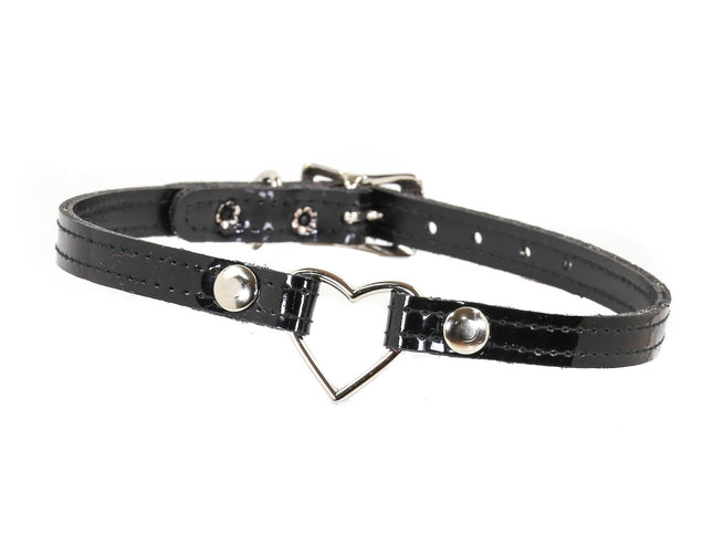FC224 PATENT SMALL HEART SKINNY CHOKER