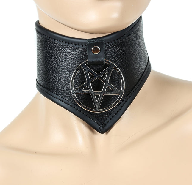 FC621 POSTURE COLLAR WITH LARGE PENTAGRAM