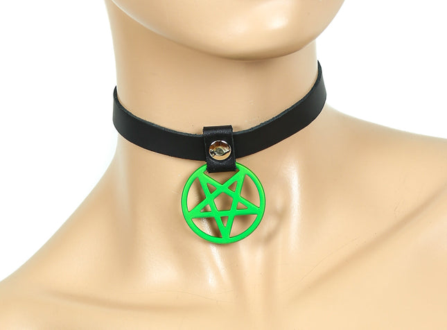 FC643 1/2" HANGING PENTAGRAM CHOKER