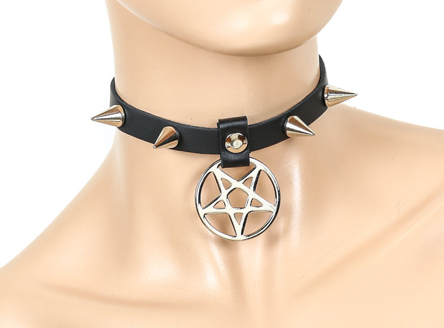 FC648 CONE SPIKE PENTAGRAM CHOKER