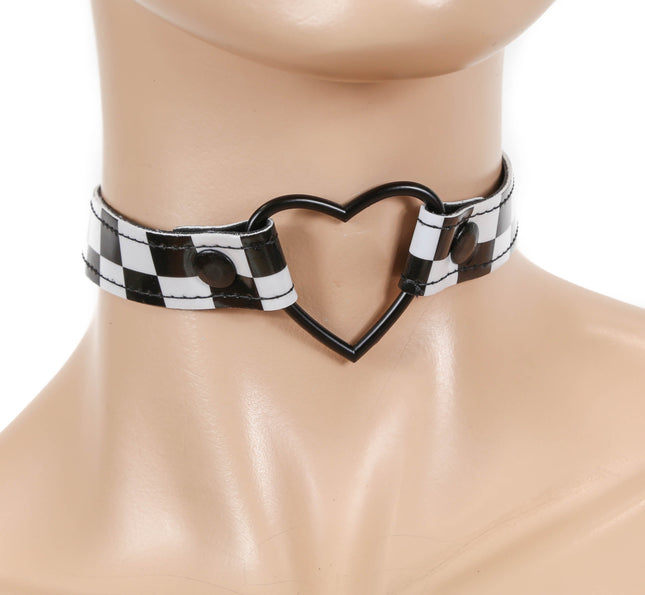 FC223-BS-CHK CHECKERED BLACK HEART CHOKER