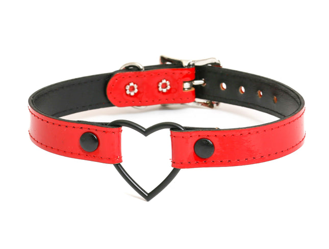FC223-BS PATENT  LARGE BLACK HEART