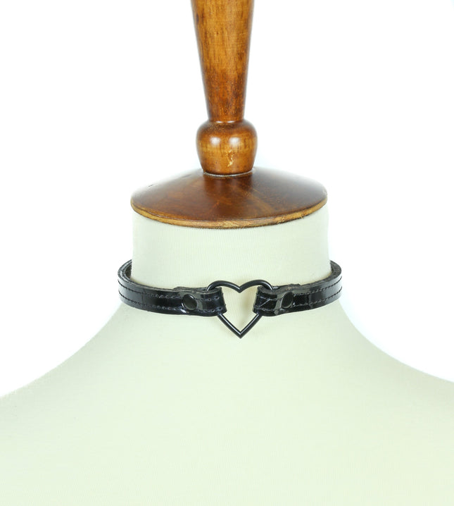 FC224P-BS BLACK SMALL HEART