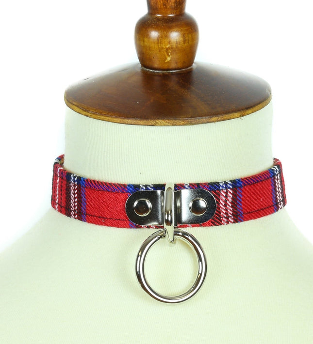 CK129PLAID  PLAID FABRIC O RING BONDAGE CHOKER