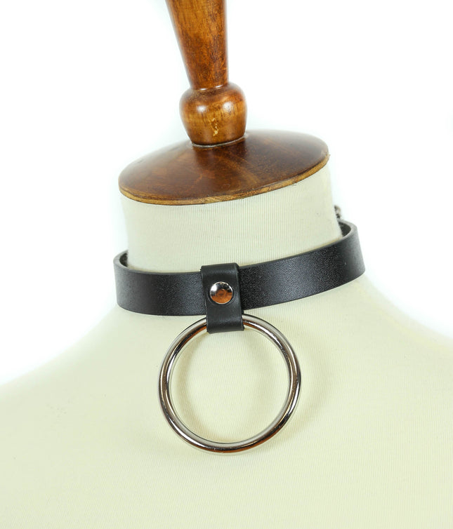FC711 3/4" LEATHER CHOKER WITH 2" HANGING RING
