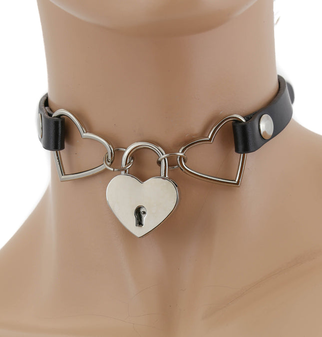 FC748HT HEART RING LOCK CHOKER