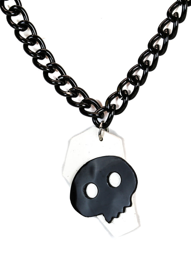 FC801WHT-BLK COFFIN SKULL PENDANT
