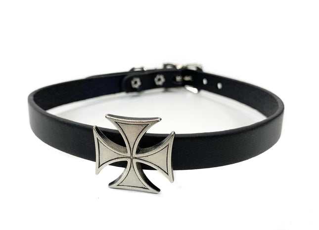 FC865 IRON CROSS CHOKER