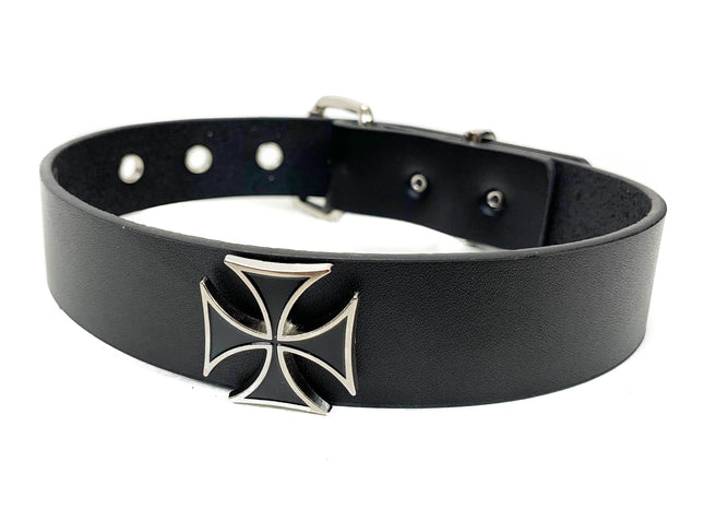 FC866 IRON CROSS CHOKER