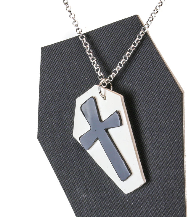 FC802WHT-BLK COFFIN CROSS PENDANT