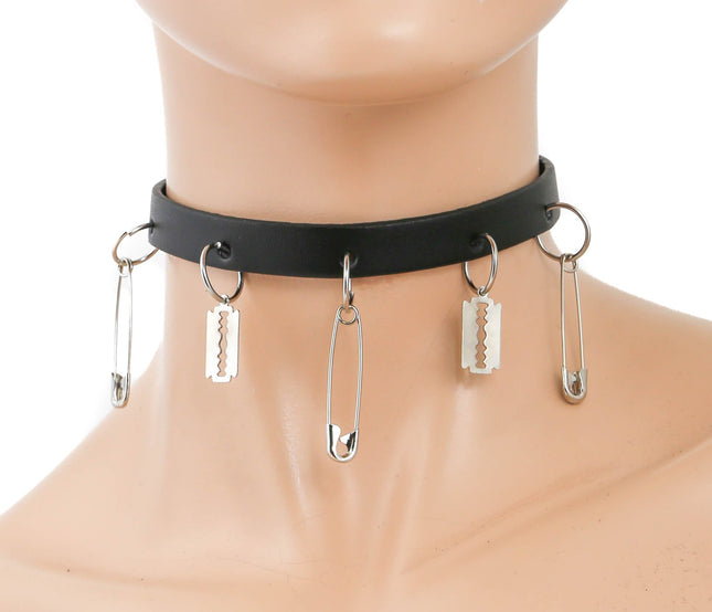FC902 SMALL BLADE AND SAFETY PIN CHOKER