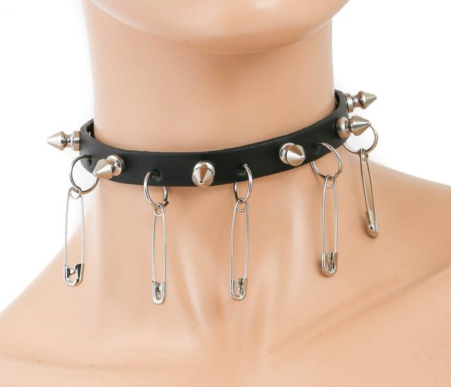 FC905 SPIKE SAFETY PIN CHOKER