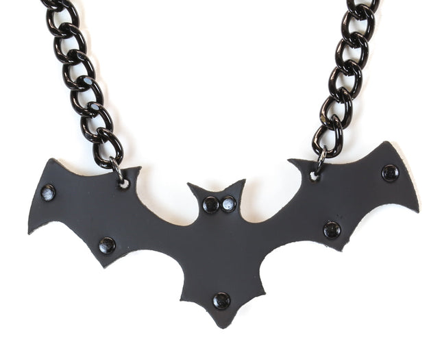 FCP915LEATHER BAT PENDANT 4" X 2"