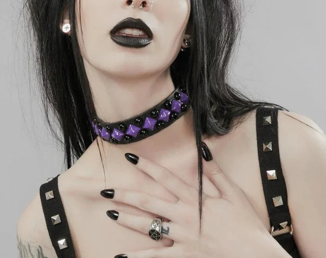 FC917 DIAMOND AND ROUND STUD CHOKER