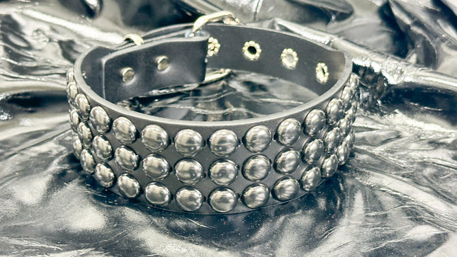 FC923-BS   3 ROW BLACK 1/2" LARGE ROUND STUDDED COLLAR