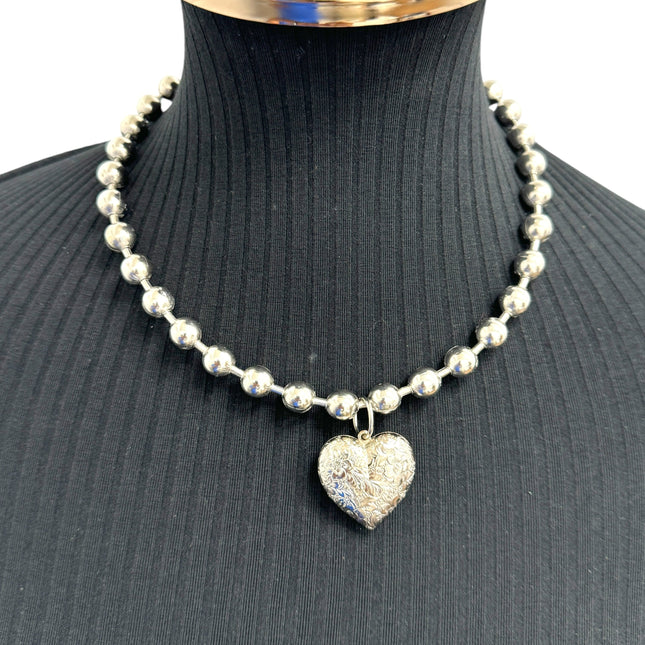 FC956EN ENGRAVED POCKET  HEART  PENDANT BALL CHAIN NECKLACE