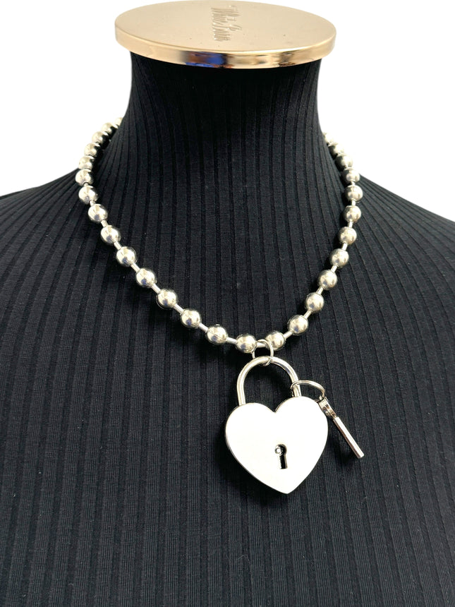 FC956HT-SIL-L  JUMBO 2"  LOCK HEART PENDANT BALL CHAIN NECKLACE