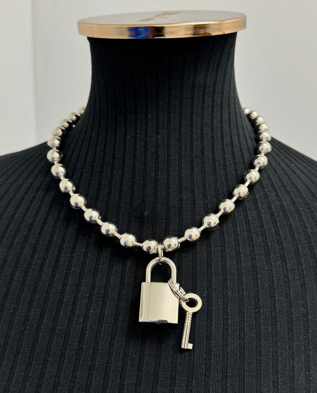 FC956SQ-SIL PADLOCK PENDANT BALL CHAIN NECKLACE