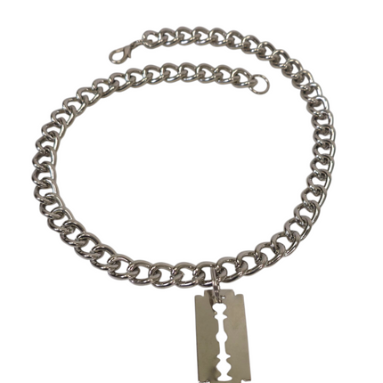 FC987 RAZOR BLADE PENDANT