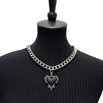 FC993R STEEL REGULAR CHAIN ROSE HEART THORNE PENDANT