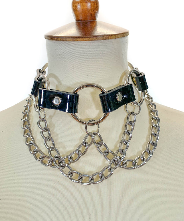 FCK101P 3 RING HANGING CHAIN PATENT LEATHER CHOKER