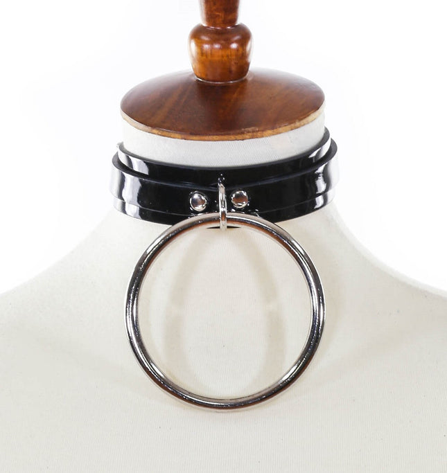 FCK104P LARGE RING PATENT LEATHER CHOKER