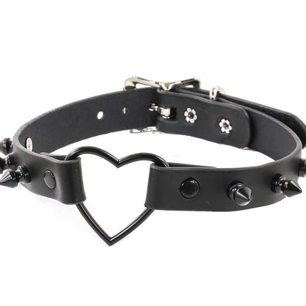 FCK108  HEART CHOKER WITH SPIKE