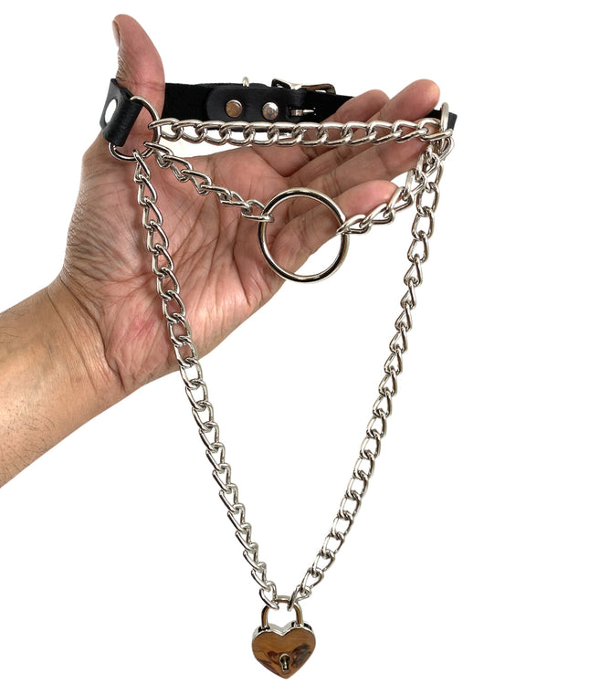 FCK126HEART TRIPLE CHAIN SQUARE LOCK CHOKER