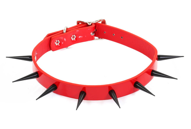 FCK136P CONE SPIKE PATENT LEATHER CHOKER
