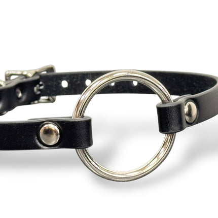 FCK225 MIDDLE O RING (1 1/4")  BLACK 1/2" LEATHER BUCKLE CHOKER