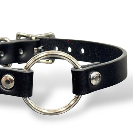 FCK226 MIDDLE O RING (1 1/4")  BLACK 3/4" LEATHER BUCKLE CHOKER