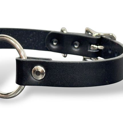FCK226 MIDDLE O RING (1 1/4")  BLACK 3/4" LEATHER BUCKLE CHOKER